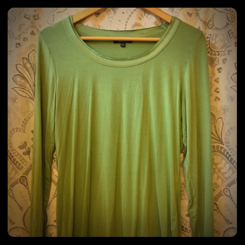 Premise long sleeve top